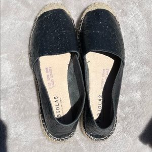 Fabiolas black, pebble-leather espadrilles